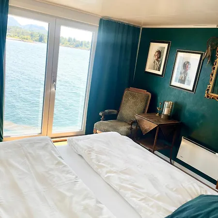 Drømmebrygga Campingplasser Ekkilsoya